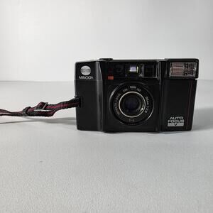 Minolta Talker Auto Focus AF-S 35mm Film Camera Missing Lens Cover No Flash